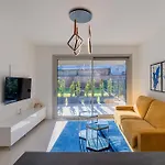 Cremona Inn Aparthotel