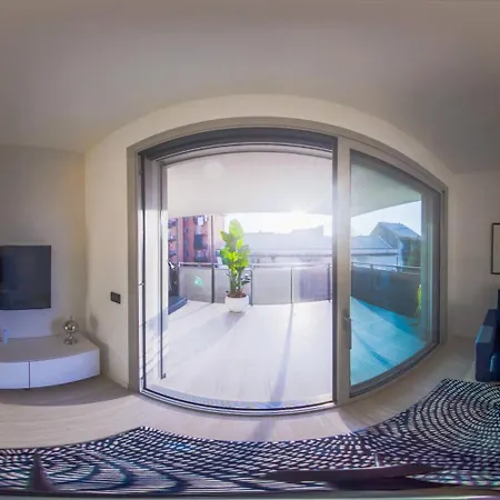 アパートホテル Cremona Inn Aparthotel クレモナ