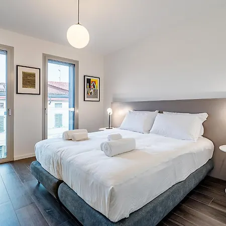 Cremona Inn Aparthotel 아파트호텔