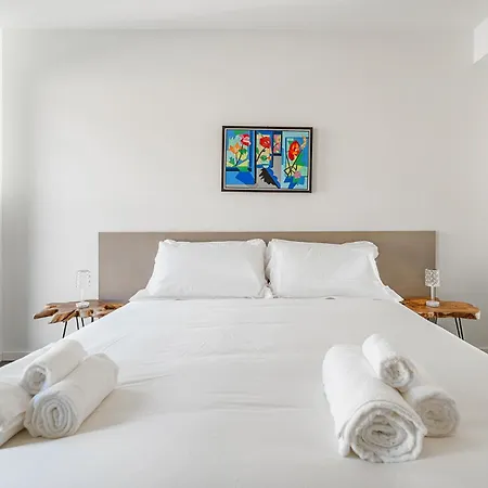 Cremona Inn Aparthotel 아파트호텔