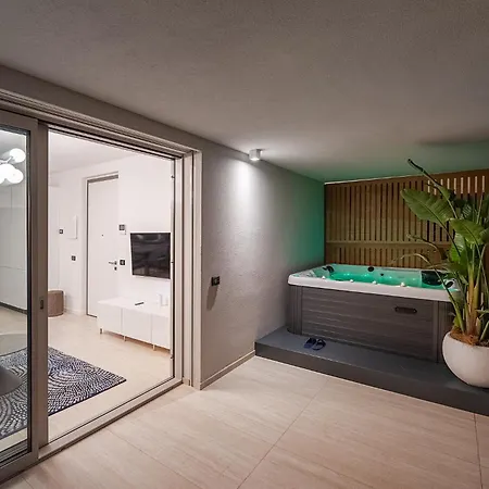 Cremona Inn Aparthotel 크레모나