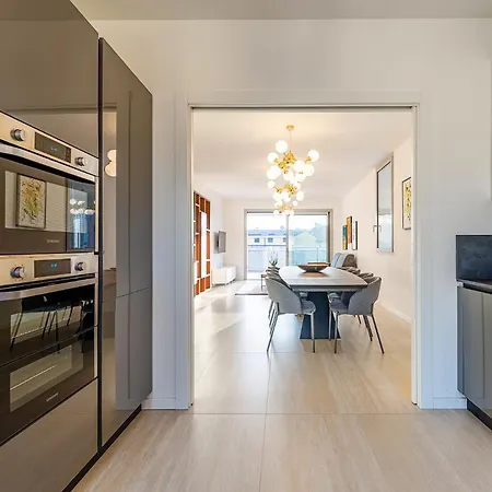 Cremona Inn Aparthotel Hotel apartamentowy