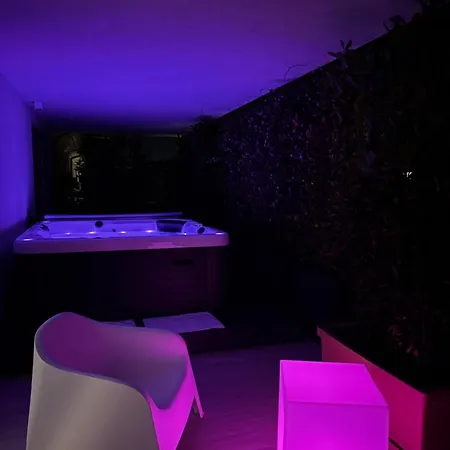 Hotel apartamentowy Cremona Inn Aparthotel 4*